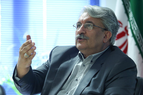 عبدالرشیدی: تلویزیون نمی‌خواهد مجری ستاره داشته باشد